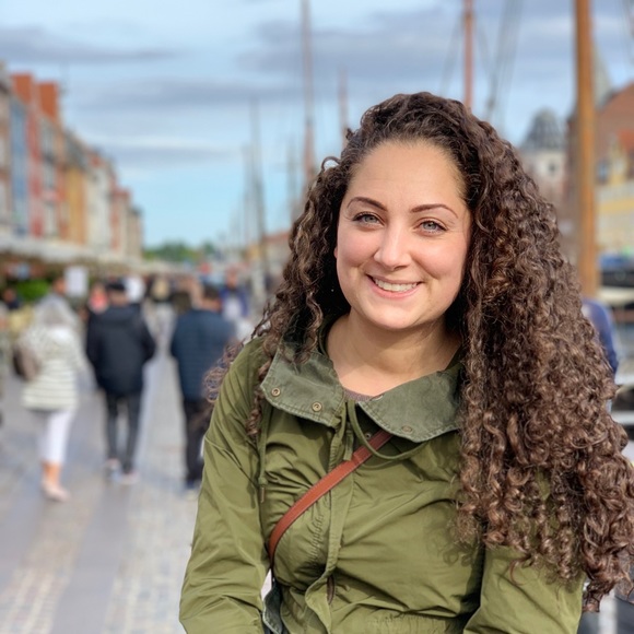 Meet your Posher, Sheena - Picture 4 of 4